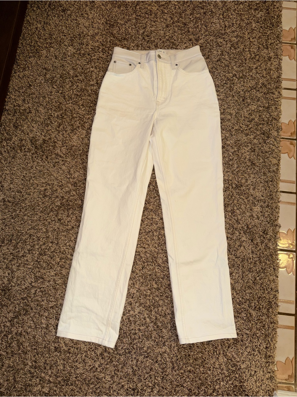 Abercrombie & Fitch White High-Waist Jeans